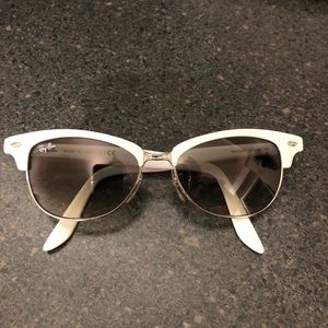 RAYBAN sunglasses